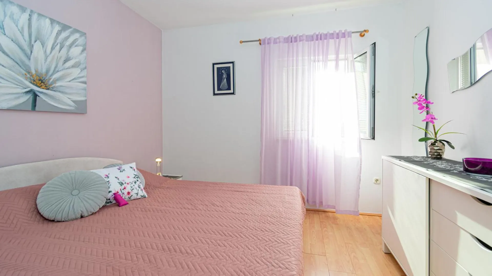 Apartments By The Sea Mandre, Pag - 4093 Kolan